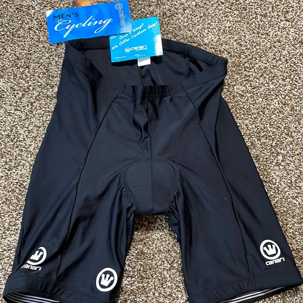 Canari Mens Padded Cycling Shorts NWT sz large